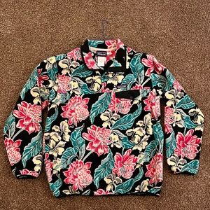 Patagonia Women’s Lightweight Synchilla Fleece Pullover